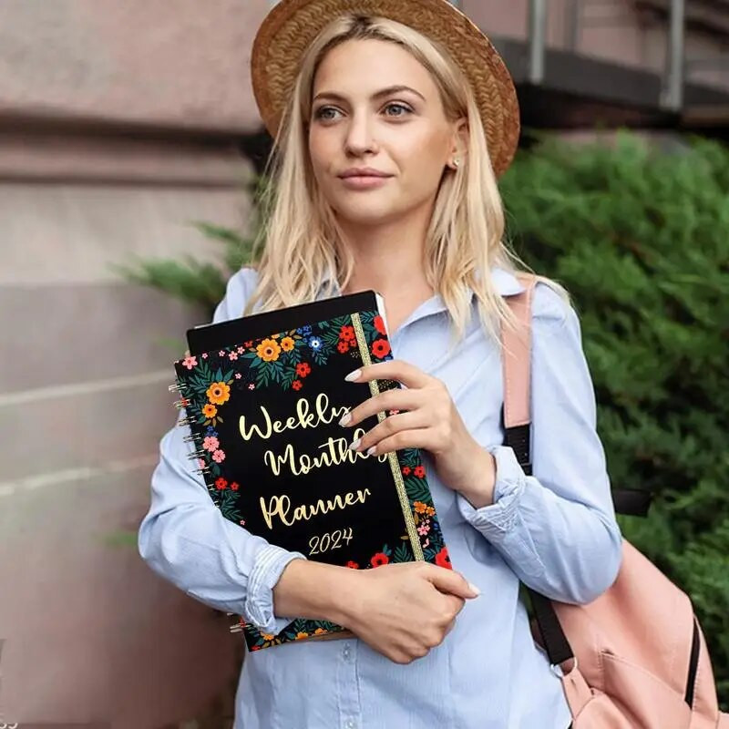 Dienos planuotojas Spiralinis užrašų knygelė Dienos darbotvarkė 2024 A5 formato planavimo įrankis darbui Kelionės Biuro užrašai Namų darbai ir studijos