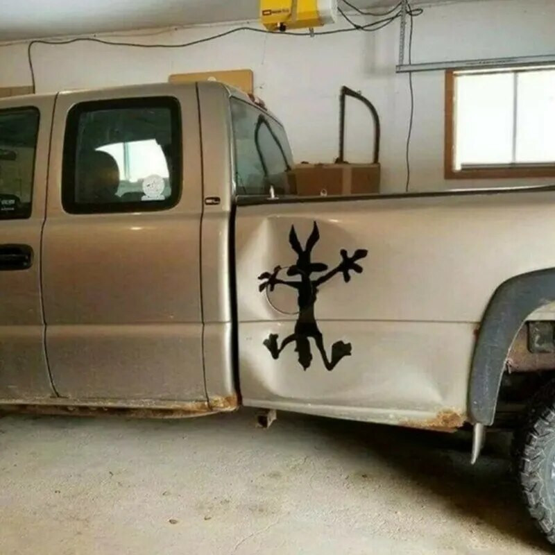 Automašīnas auto loga aizmugurējā bufera bagāžnieka apdares uzlīme Vinila multfilma Smieklīga uzlīme Automašīnas ārējās apdares aksesuāru uzlīme