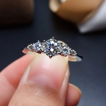 Обикновен сребърен пръстен с кубичен цирконий Елегантно предложение за женска булка Сватбени ленти Кристални годежни пръстени Подарък Модерни бижута
