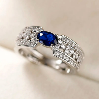 Huitan Винтидж пръстени със син кубичен цирконий за жени Блестящи брачни ленти Аксесоари Дамски пръстени Бижута за годишнина
