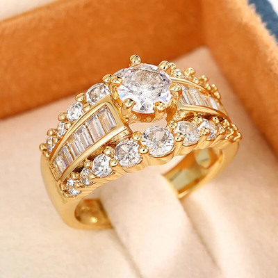 Huitan Modern Design Női Gyűrűk Esküvői Eljegyzéshez Kiegészítők Kövezett Káprázatos CZ Divat Női Gyűrűk Évfordulós Ékszerek