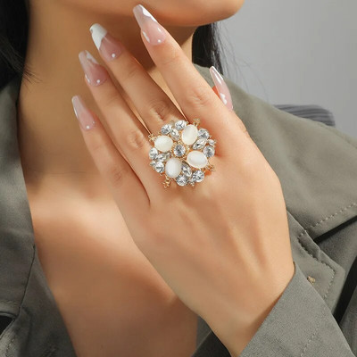 2023 Fashion Big Flower Rings για Γυναικείες Πολυτελές Λευκό CZ Zircon Pearl Party Wedding Female Finger Ring Κομψά ινδικά κοσμήματα