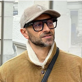 Liels rāmis T-veida pretzilas gaismas plakano lēcu brilles sievietēm vīriešiem 2023 Augstas kvalitātes trendings produkts tom zīmols Datorbrilles