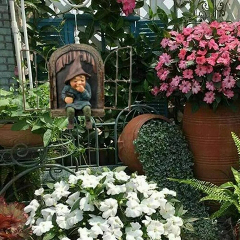 Radoša dārza statuja Elfs iziet koku apskāviens piemērots mājas pagalma verandas dekorēšanai Dārza dekorēšana āra dekors