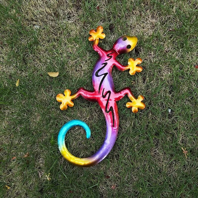 Dzelzs dobās ķirzakas gekons sienas piekares Mājas metāla rokdarbi Krāsains Gekons sienas dekorēšana