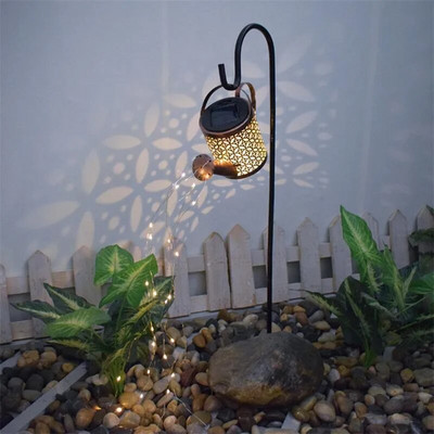 Õues päikeseenergia kastekann Ornamentlamp Aiakunst Valgusdekoratsioon Õõnesraudne dušš LED-valgustid String Aiakaunistused
