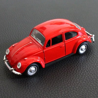 2023 Най-новото пристигане Ретро ретро бръмбар Diecast Pull Back Стар модел на кола Метални играчки Декоративни скулптури Подпори Фигурки Миниатюри