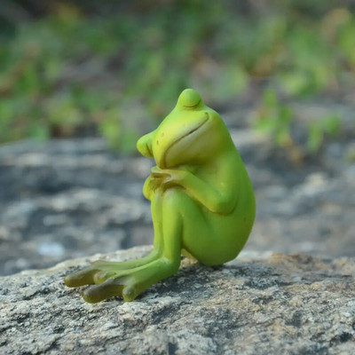 Szabadtéri műgyanta kézművesség miniatűr táj asztali dekoráció tündérkert dekoráció figura lakberendezési békaszobor