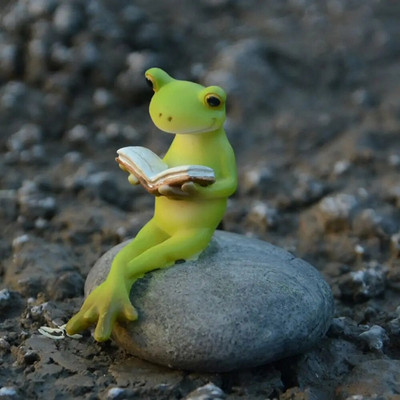 Szabadtéri műgyanta kézművesség miniatűr táj asztali dekoráció tündérkert dekoráció figura lakberendezési békaszobor