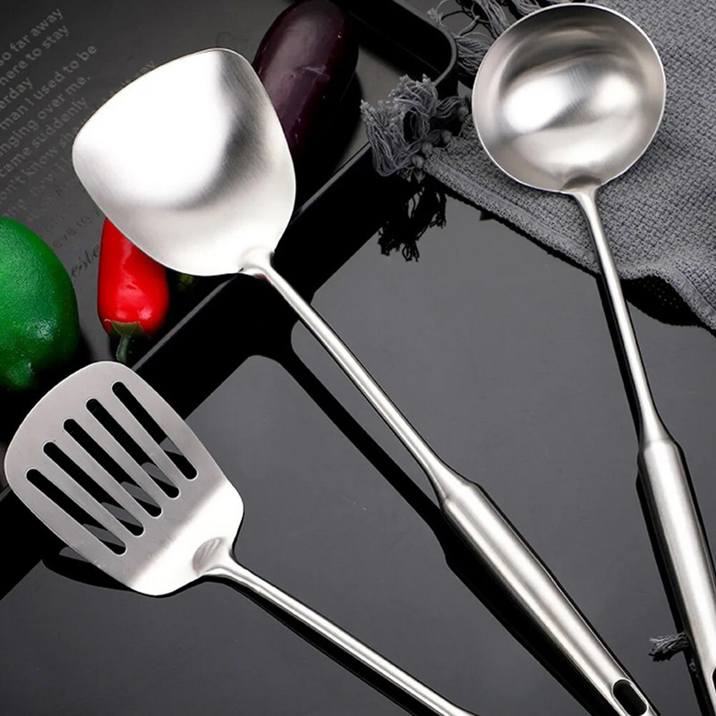 304 Nerūdijančio plieno ilga rankena Wok Mentele Kastuvas Šaukštas Virimo Virtuvės Įrankiai Wok Kaušas Skimmer Šaukštas Kepimo Įrankiai Indų rinkinys