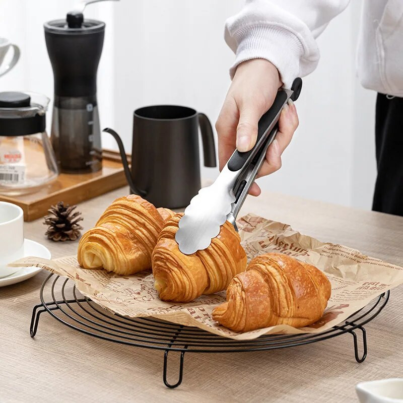 Grilltang roostevabast terasest praetud grillklambriga salatileivaklamber koos libisemiskindla käepidemega praad-spagetiklambriga köögitööriistad