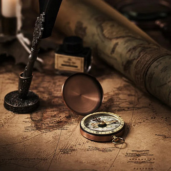 Vintage χάλκινη ρετρό πυξίδα με κάλυμμα τσέπης ρολόι πυξίδα Camping πεζοπορία Nautical Marine Survival Photography Props Διακόσμηση