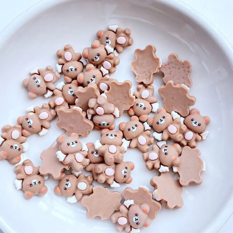 30Gb. Jauns Cute Mini 11*13mm Spārnotais lāča sveķu figūriņas Amatniecība Plakana muguras rotājumi Rotaslietas Matu izgatavošana Manikīra Aksesuāri