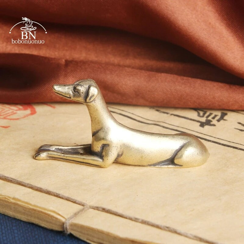 Masīvs misiņš Lojāls suņu rakstāmgalda ornamenti Vintage vara dzīvnieki Miniatūras figūriņas Dekorācijas Dāvanas Mājas dekors Amatniecība Aksesuāri