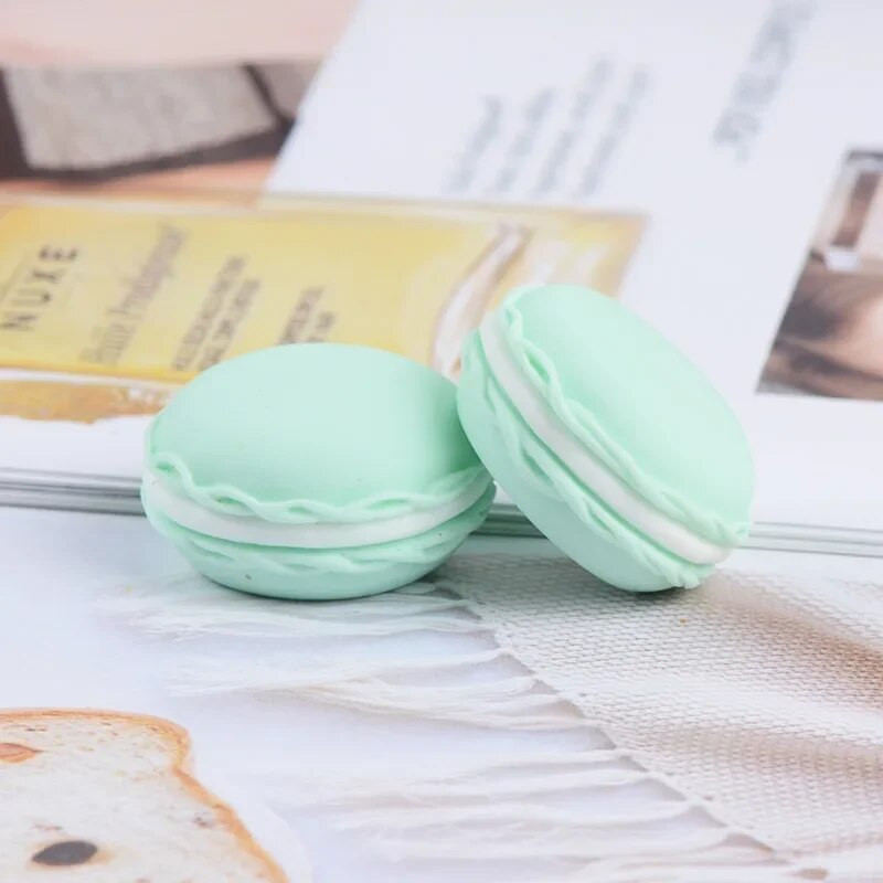 10 τμχ Resin Simulation Cartoon Macaron Cream Cake Dollhouse Decoration DIY Japanese Food Play Κολιέ κοσμήματα Αξεσουάρ