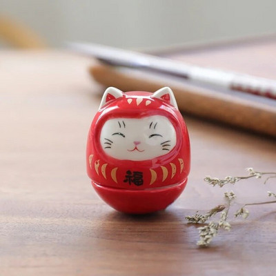 Japán kerámia Daruma kézművesség Rajzfilm Lucky Cat Fortune Dísz Táj Lakberendezés Kiegészítők Ajándékok Nappali dekoráció