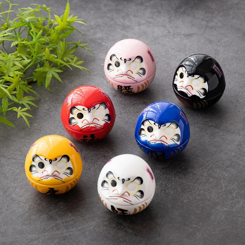 Japán kerámia Daruma kézművesség Rajzfilm Lucky Cat Fortune Dísz Táj Lakberendezés Kiegészítők Ajándékok Nappali dekoráció