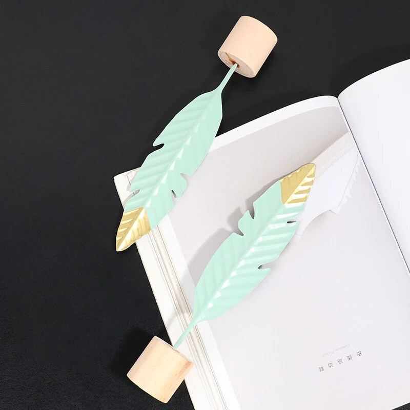 Ziemeļvalstu radošās dzelzs spalvu figūru ornamenti figūriņas Mājas dekorēšanas aksesuāri dzīvojamās istabas rotājumi mājas dekorēšanai