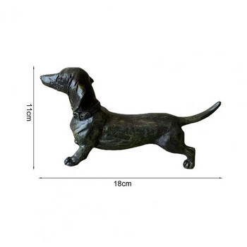 Статуетка на дакел от смола Неизбледняваща колекционерска ръчно изработена скулптура на куче с дълго тяло Градина Двор Фигурки за декор на морава