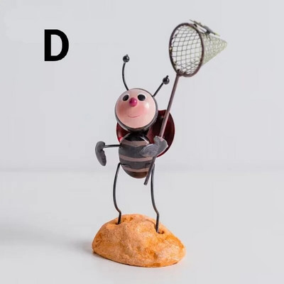 Mazās mārītes radošā nodaļa Dziedināšana mazi rotājumi Dzīvojamā istaba Datora galddatora TV skapis Moderns mājas dārza noformējums