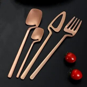 304 Μαχαίρι για μπριζόλα τοίχου από ανοξείδωτο χάλυβα Πιρούνι Κουτάλι Western Επιτραπέζιο σκεύος Οικιακό Τρίψιμο Κρεμαστό φλιτζάνι καφέ Επιδόρπιο κουτάλι Fou