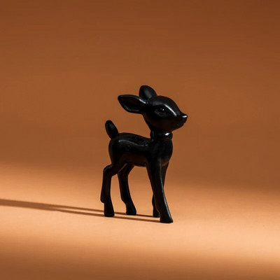 Telpas dekors Briežu māte un dzeltenbrūns Jauki istabas dekori Skulptūras Figūriņas Kawaii Miniatūras Briežu skulptūras Mājas Dekorācijas Figūriņas