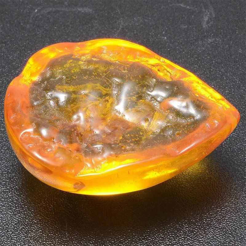 Kukaiņu akmens dabīgie skorpioni iekļaušana Dzintara Baltijas DIY kulonu kaklarota mājas dekoratīvā akmens kāzu ballītei