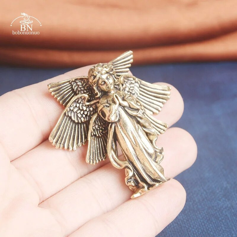 Varis Šeši sparnuotas angelas Dievas Meilės Kupidono statula Maži papuošalai Žalvariniai Angelo statulėlės Stalinio stalo papuošimai Namų dekoro priedai