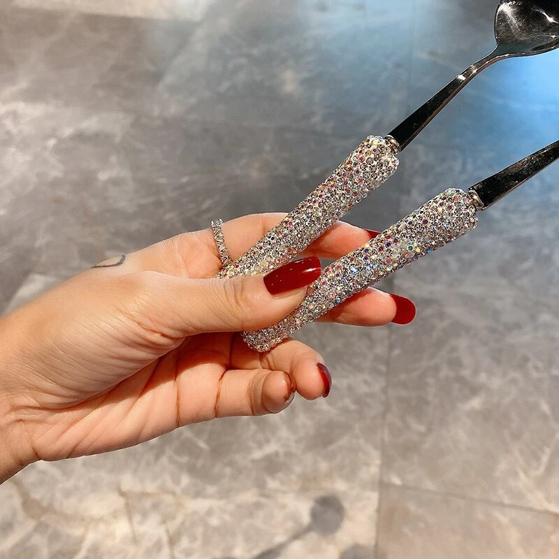 Dzirkstošais dimanta karotes un dakšiņu komplekts 304 Nerūsējošā tērauda dakšiņas Videi draudzīgs galda piederumu komplekts galda piederumu trauku komplekts trauki