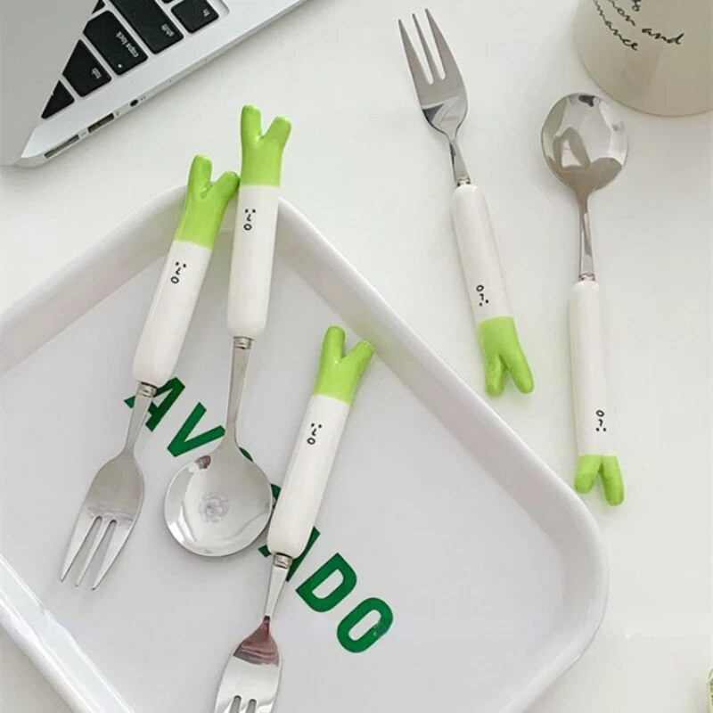 Animacinių filmų svogūnų šaukštas šakutės lazdelės Rinkiniai stalo įrankiai Nešiojami pietų stalo reikmenys nerūdijančio plieno Kelioniniai indai virtuvės reikmenys