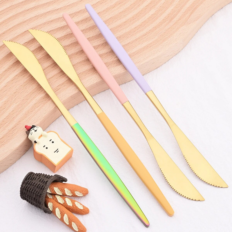 16Gb Melnā zelta trauku komplekts Naži Dakšiņas Tējas karotes Galda piederumu komplekts Nerūsējošā tērauda Sudraba trauki Galda piederumi Rietumu virtuves galda piederumi