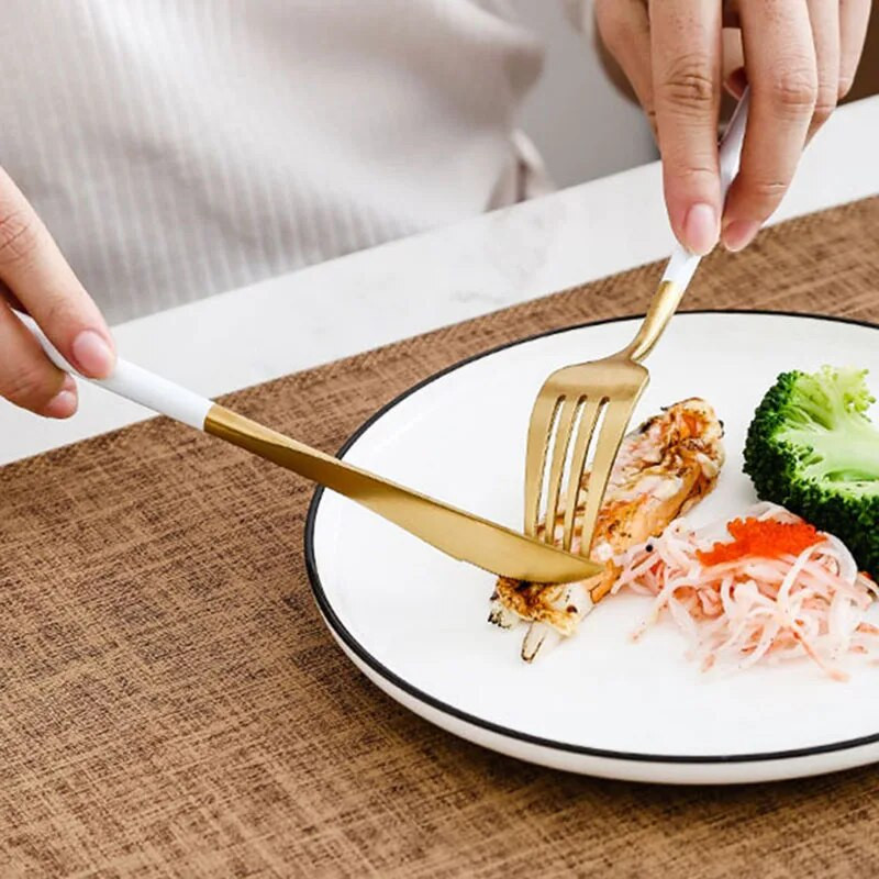 Matinis baltas auksas 18/10 nerūdijančio plieno Prabangūs stalo įrankiai Stalo reikmenys Peilis Kavos šaukštas Šakutė Valgomojo lazdelės Stalo reikmenų rinkinys Galima plauti indaplovėje