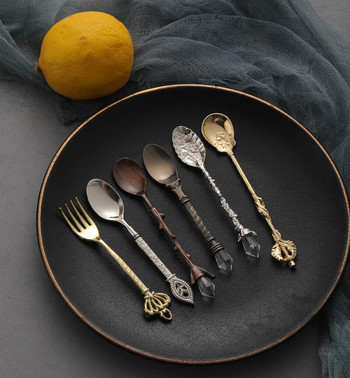 Съдебна посуда в европейски стил, 6 комплекта кралски стил, метална издълбана вилица за плодове, реколта, лъжица за кафе, десертна маса, декоративна лъжица