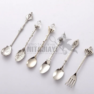 Eiropas stila galma trauki 6 komplekti karaliskā stila metāla cirsts augļu dakša vintage kafijas karote deserta galds dekoratīvā karote