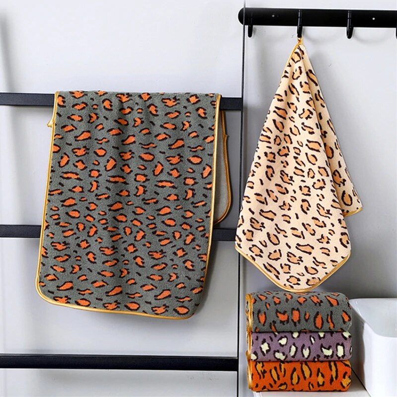 75x35cm Leopard Print salokāms vannas dvielis pieaugušajiem Virtuves trauku lupata Mikrošķiedras absorbējošs ātri žūstošs matiem Roku sejas dvieļi
