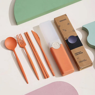 Pārnēsājama atkārtoti lietojama karotes dakša ceļojumu piknika irbulīši Kviešu salmu galda piederumu komplekts ar pārnēsāšanas kasti studentu birojam