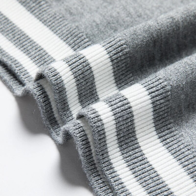 2023. g. Vīriešu džemperi, tb Luksusa zīmola apģērbi Vīriešu silts, mīksts džemperis, 4 stieņu džemperis ar O-kaklu, vilnas maisījuma pāra džemperis