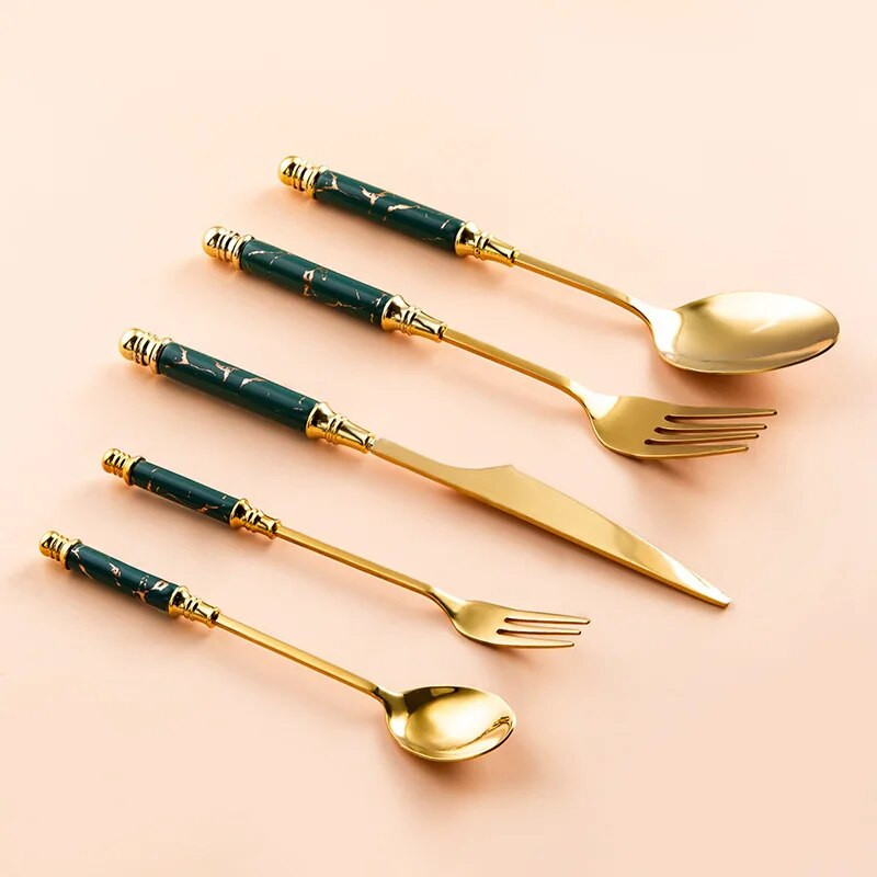5 db arany rozsdamentes acél evőeszköz evőeszköz készlet Smaragd márvány kerámia fogantyú kés villa teáskanál étkészlet