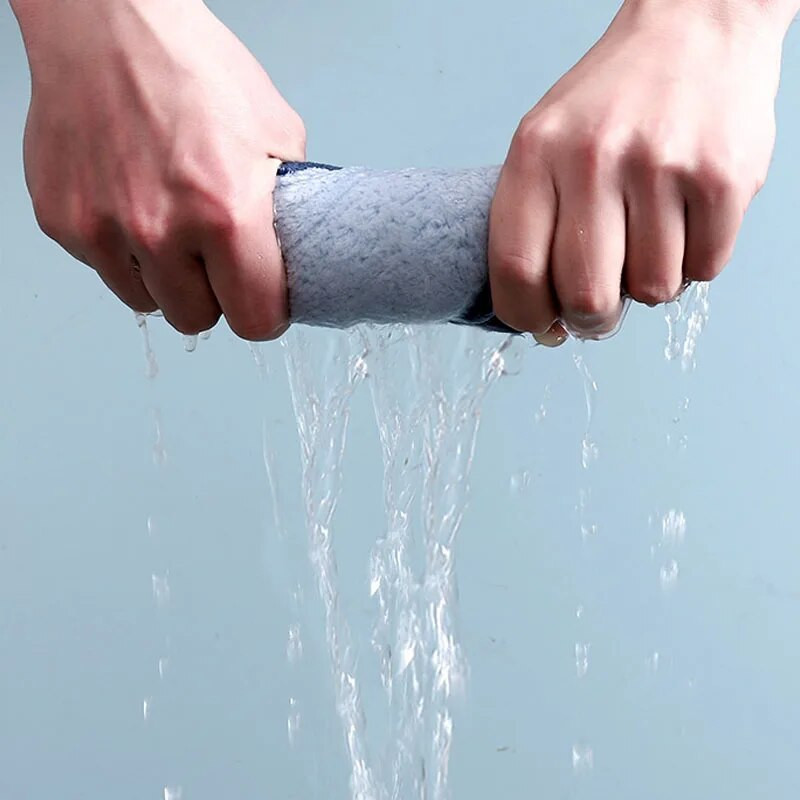 Radošs divslāņu multfilmas cūku roku dvielis Mīksts koraļļu samta virtuves vannas istabas tīras salvetes drānas, absorbējošas ātri žūstoši dvieļi