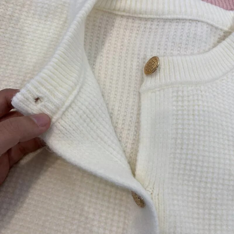 Rudens žiemos saldus megztinis Paprastas O kaklo masyvus trumpas biuro moteriškas kardiganinis paltas Metalinis vienaeilis apatinis drabužis ilgomis rankovėmis