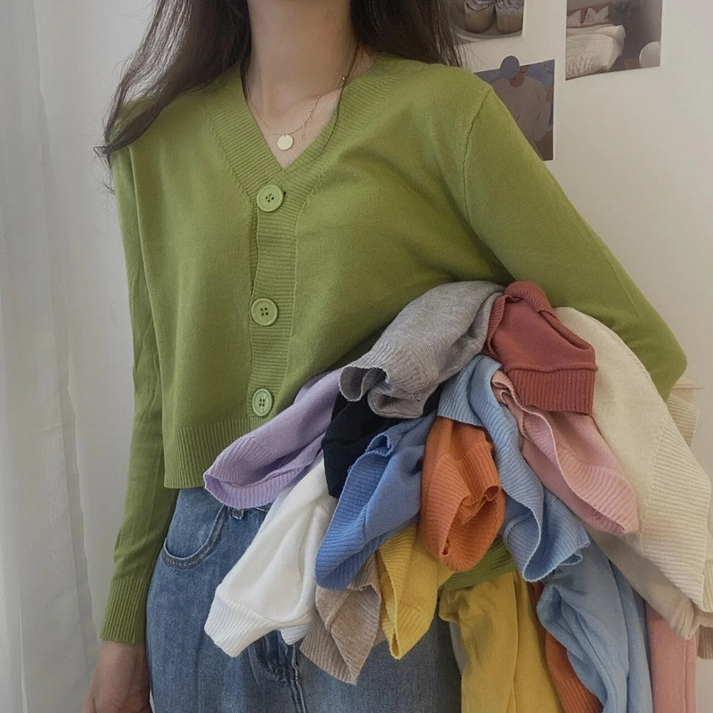 2023. gada rudens pogas ar V-veida kakla izgriezumu, apgriezts džemperis, sieviešu ziemas korejiešu vienkrāsains ar garām piedurknēm, īsi trikotāžas topi balti melni zaļi zili