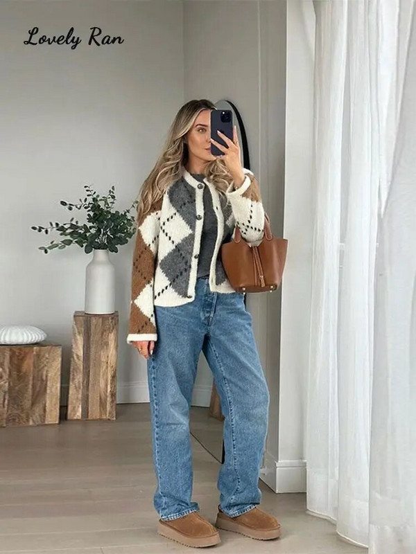 Sieviešu džemperi ar briljanta adītu jaciņu ar paneļiem ar O veida kakla izgriezumu garām piedurknēm ar vienrindu sieviešu džemperi 2023. gada ziemas mīksts sieviešu virsdrēbes