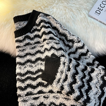 Пуловери с черни райета Мъжки пуловер с кръгло деколте Зимен топъл ретро моден High Street Ежедневен широк широк Kpop Стилен Основен Универсален нов