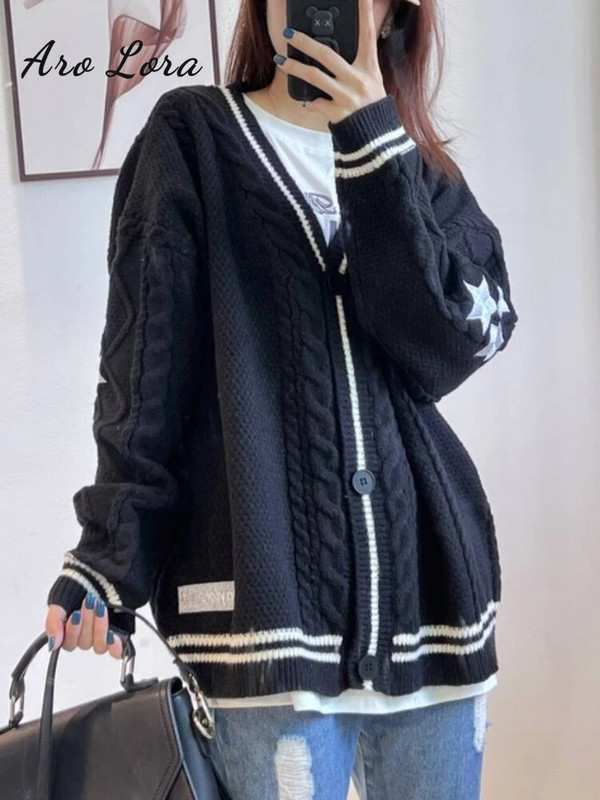 „Vintage Star“ siuvinėtas megztas megztinis moterims 2023 m. rudens mados V kaklo paltas ilgomis rankovėmis moteriškas Y2K retro stiliaus laisvas megztinis