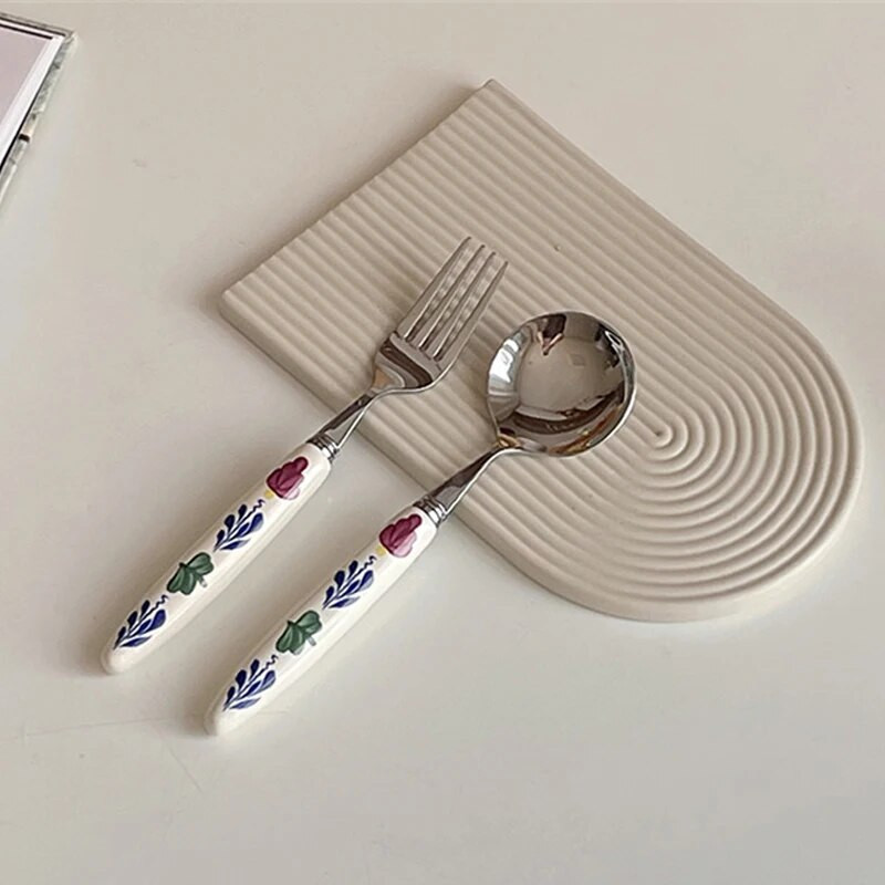 Retro gėlių keramikos rankena nerūdijančio plieno peilis šakutė šaukštas pietų desertas šaukštas šakutė Kavos šaukštas virtuvės stalo reikmenys