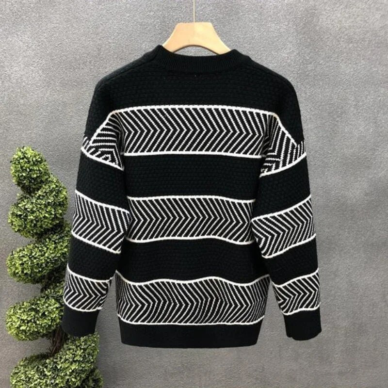 Melni džemperi trikotāžas džemperis Vīriešu apaļa apkakle Vīriešu apģērbi Biznesa svītrainām apkakles japāņu retro bezmaksas piegāde Džemperi Jautri