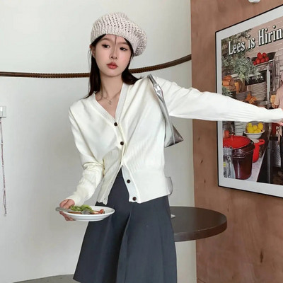 Apgriezti jakas sievietēm, tievi, maigi, vispiemērotākie pavasara vintage V veida kakla izgriezums, mājīgs Harajuku elegants, vienkāršs korejiešu stila biroja sieviešu trikotāža