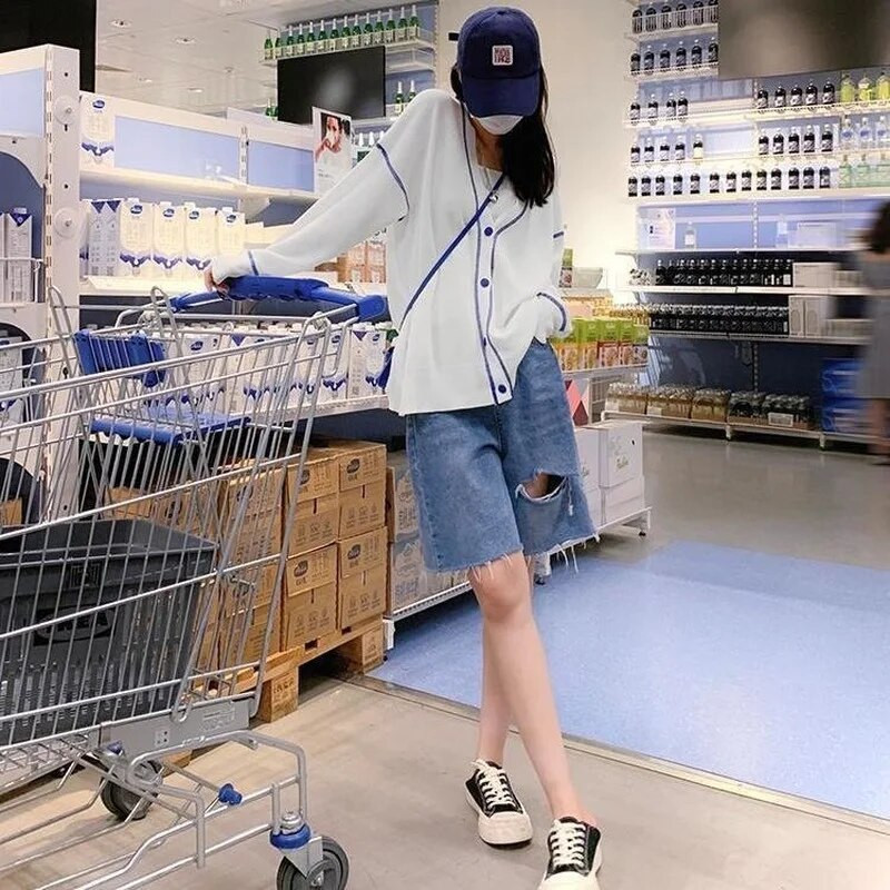 Sieviešu jaciņa, balts, raibs, brīvs plāns, pilnīgs korejiešu adījums ar garām piedurknēm Vasaras jauns sauļošanās līdzeklis Chandails Tunika Virsdrēbes