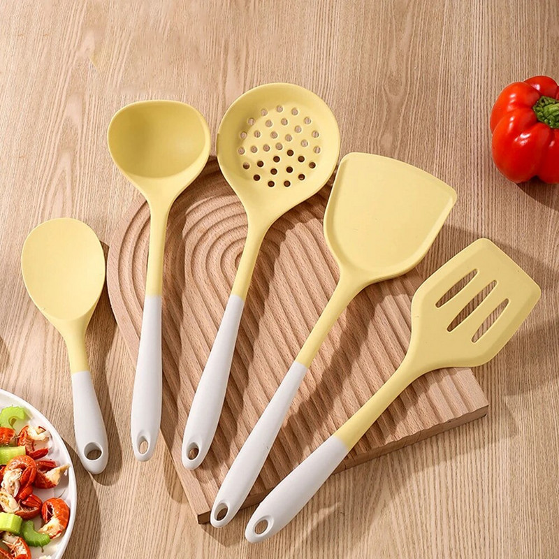 1 gab./Komplekts Silikona 5-daļīgs piena baltā un dzeltenā divu krāsu virtuves piederumu komplekts Karstumizturīgs virtuves piederumu komplekts