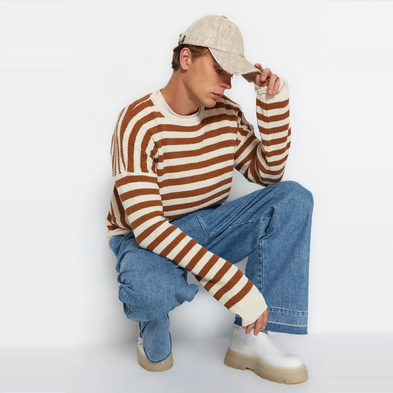 Trendyol vīriešu svītrains džemperis ar garām piedurknēm